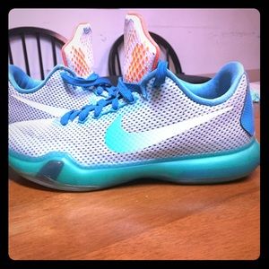 Boys Nike’s Kobe Bryant